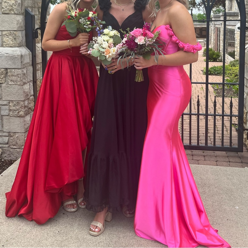 MAC DUGGAL BLACK PROM DRESS